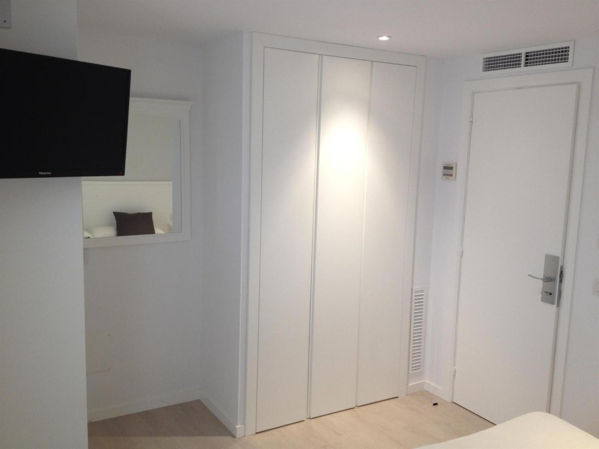Hostal La Palma Fornells  Δωμάτιο φωτογραφία