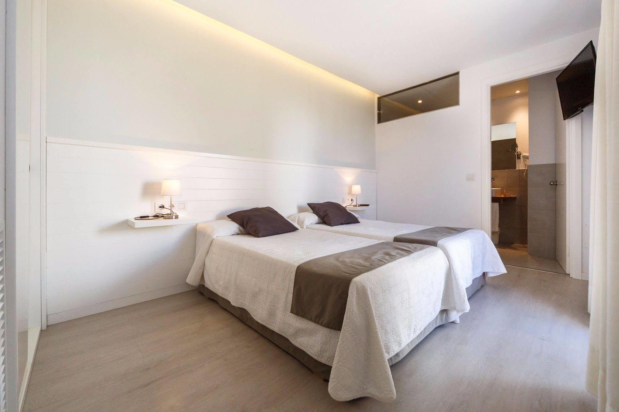 Hostal La Palma Fornells  Εξωτερικό φωτογραφία